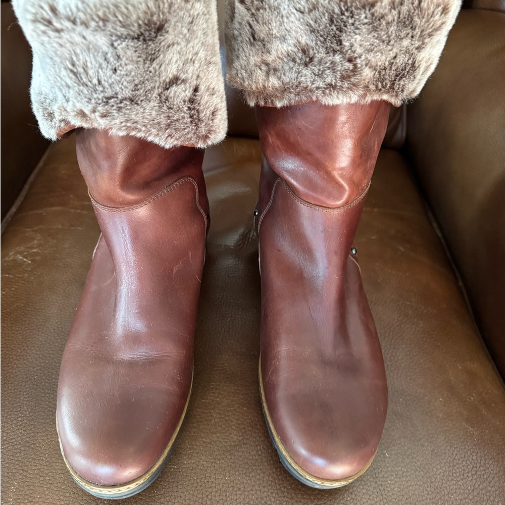 Women’s Brown Leather Boots